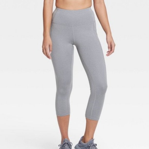 ALL IN MOTION SCULPTED HIGH WAISTED CAPRI LEGGINGS - Picture 1 of 5